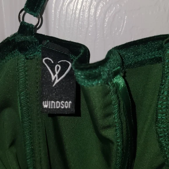 Windsor Emerald Green Velvet Bustier Mini Dress - Picture 5 of 8